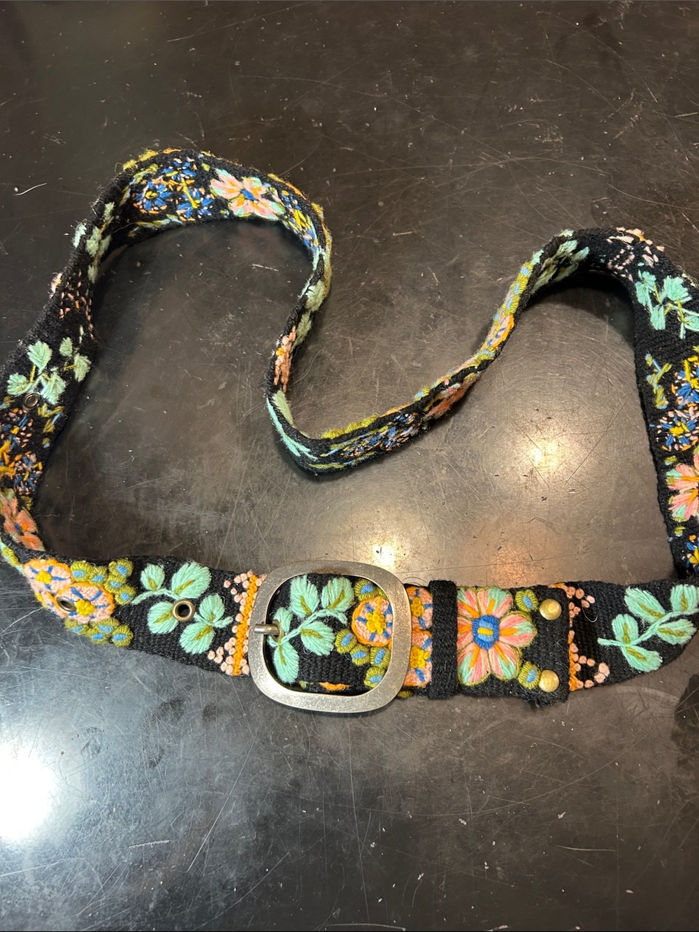 Jenny Kraus Black Embroidered 100% Wool Floral Belt - Mint & Pink Accents NWOTs - Picture 2 of 6